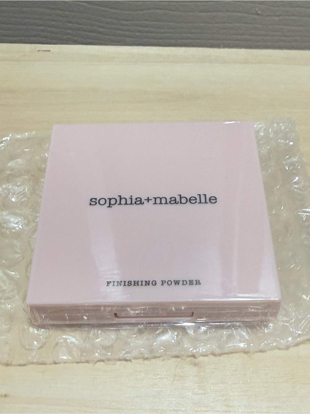 Sophia+Mabelle Finishing Powder - porcelain petal